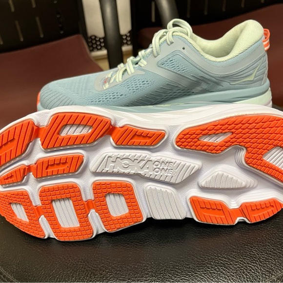 Brand New Hoka shoes! Never worn - Picture 4 of 4